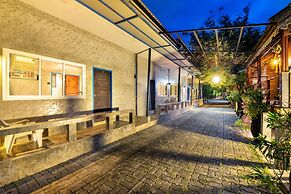 Mac Garden Resort