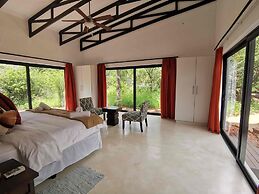 Gem in the bush lodge