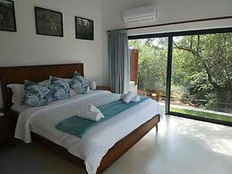 Gem in the bush lodge