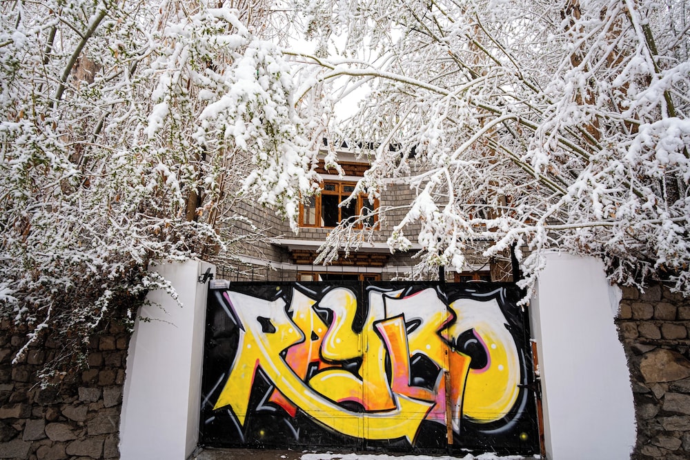 Raybo Hostel
