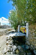 Raybo Hostel