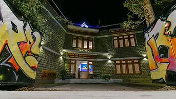 Raybo Hostel