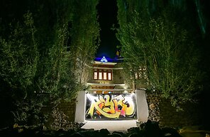Raybo Hostel