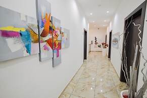 Basha Hotel & Restaurant