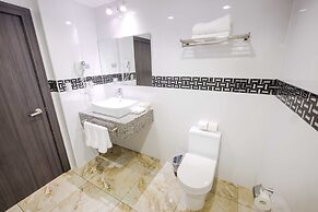Basha Hotel & Restaurant