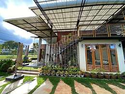 Lux Homestay