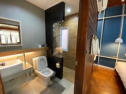 Lux Homestay