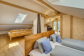 HUS 24