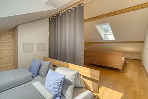 HUS 24
