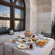 Romantic Cave Hotel