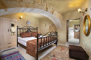 Romantic Cave Hotel