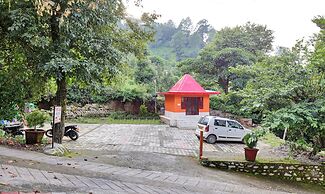 Treebo Vista Lago With Lake View