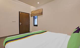 Treebo Vista Lago With Lake View