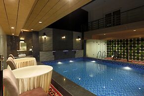 Hotel Sakura by Maps, GURGAON