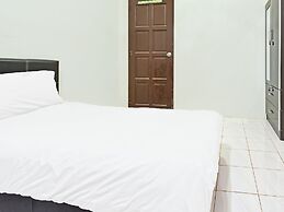 Oyo 90596 Casaria Inn