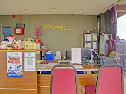 OYO 90597 Delightful Holiday Inn