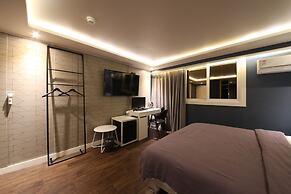 Hotel Frenchcode