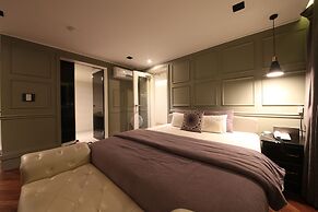 Hotel Frenchcode
