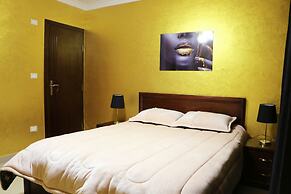 Golden Charming 3-bed Apartment in Cairo