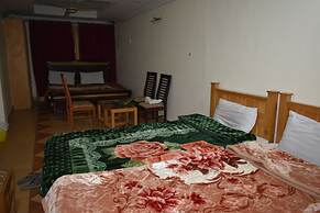 Hotel Kashmir Continental