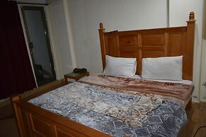 Hotel Kashmir Continental