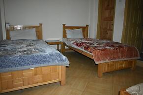 Hotel Kashmir Continental