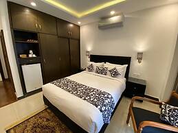 Grand Mongolia Hotel