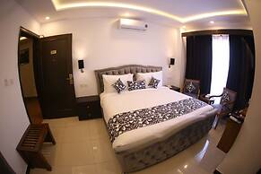 Grand Mongolia Hotel