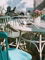 Domus Bat Galim Hotel