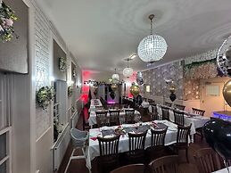 Pine Lodge Hotel & Restaurant Mansfield