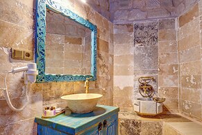 Aşk-ı Nare Cave Hotel