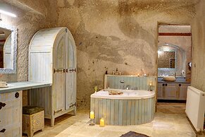 Aşk-ı Nare Cave Hotel