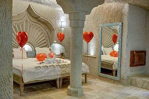 Aşk-ı Nare Cave Hotel