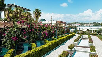 Feniks Hotel