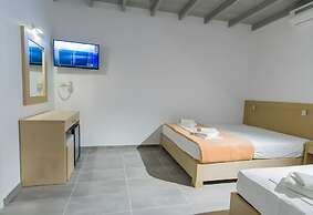 FarOut BeachClub - Rooms & Camping