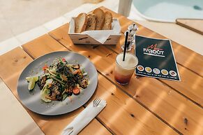 FarOut BeachClub - Rooms & Camping