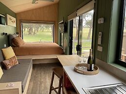Marlo Hideaway