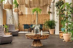 WOM Beach Pod Hotel