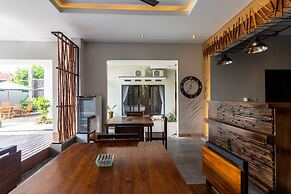 Josh Guest House
