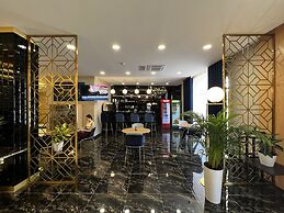 King Plaza Hotel