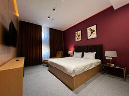 King Plaza Hotel