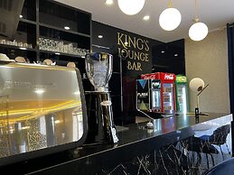 King Plaza Hotel