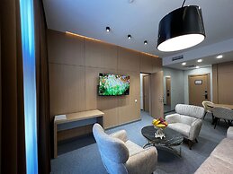 King Plaza Hotel