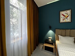 King Plaza Hotel