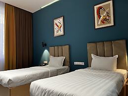 King Plaza Hotel
