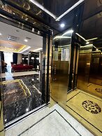 King Plaza Hotel