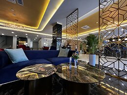 King Plaza Hotel