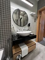 King Plaza Hotel