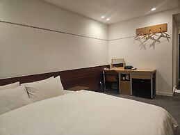 ARK BLUE HOTEL