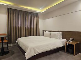 ARK BLUE HOTEL